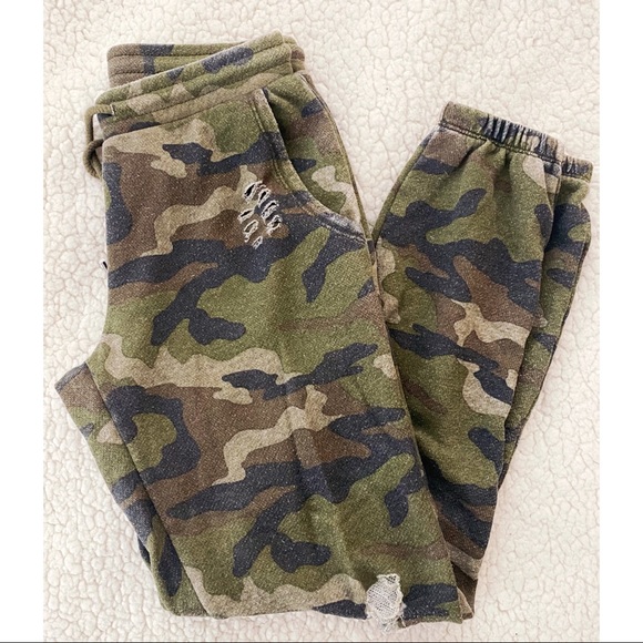American Eagle Outfitters Pants & Jumpsuits American Eagle Camo